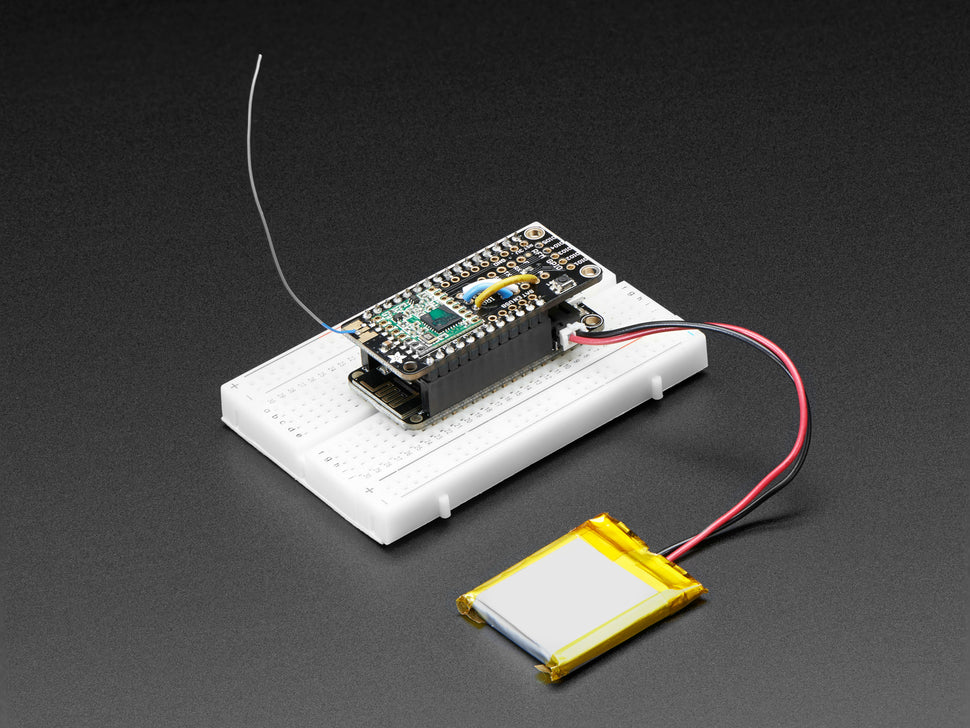 Adafruit RFM95W LoRa Radio FeatherWing 900 MHz